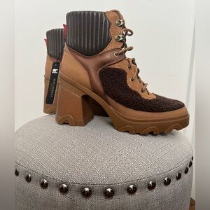 Sorel Women's Brex Cozy Mixed-Media Lace-Up Booties NWT 9